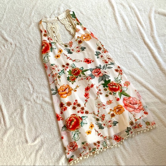 Backless Floral Dress - Picture 1 of 2